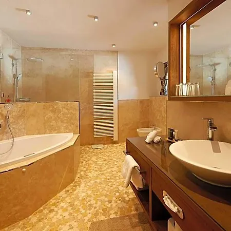 Hotel Boutique Herzhof - Garni-appartements - Adults Only